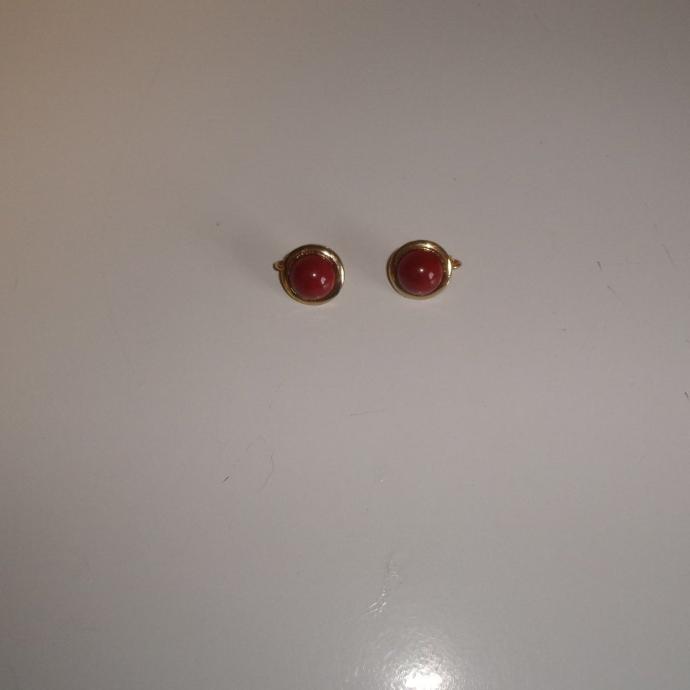 Vintage RNK clip earrings gold rust glass